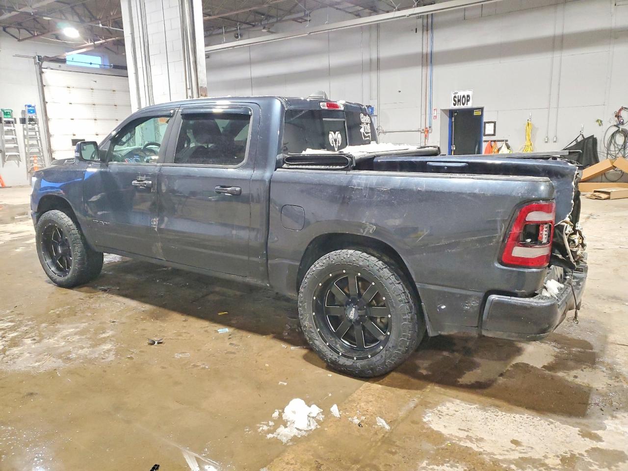 2021 RAM 1500 SPORT photo 2