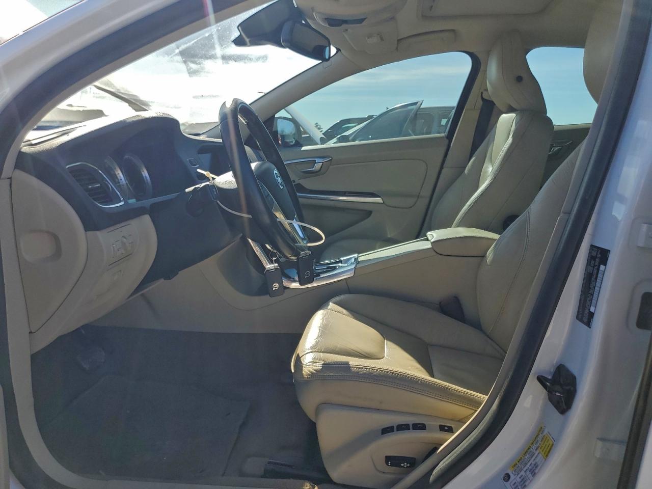2012 VOLVO S60 T5 photo 7