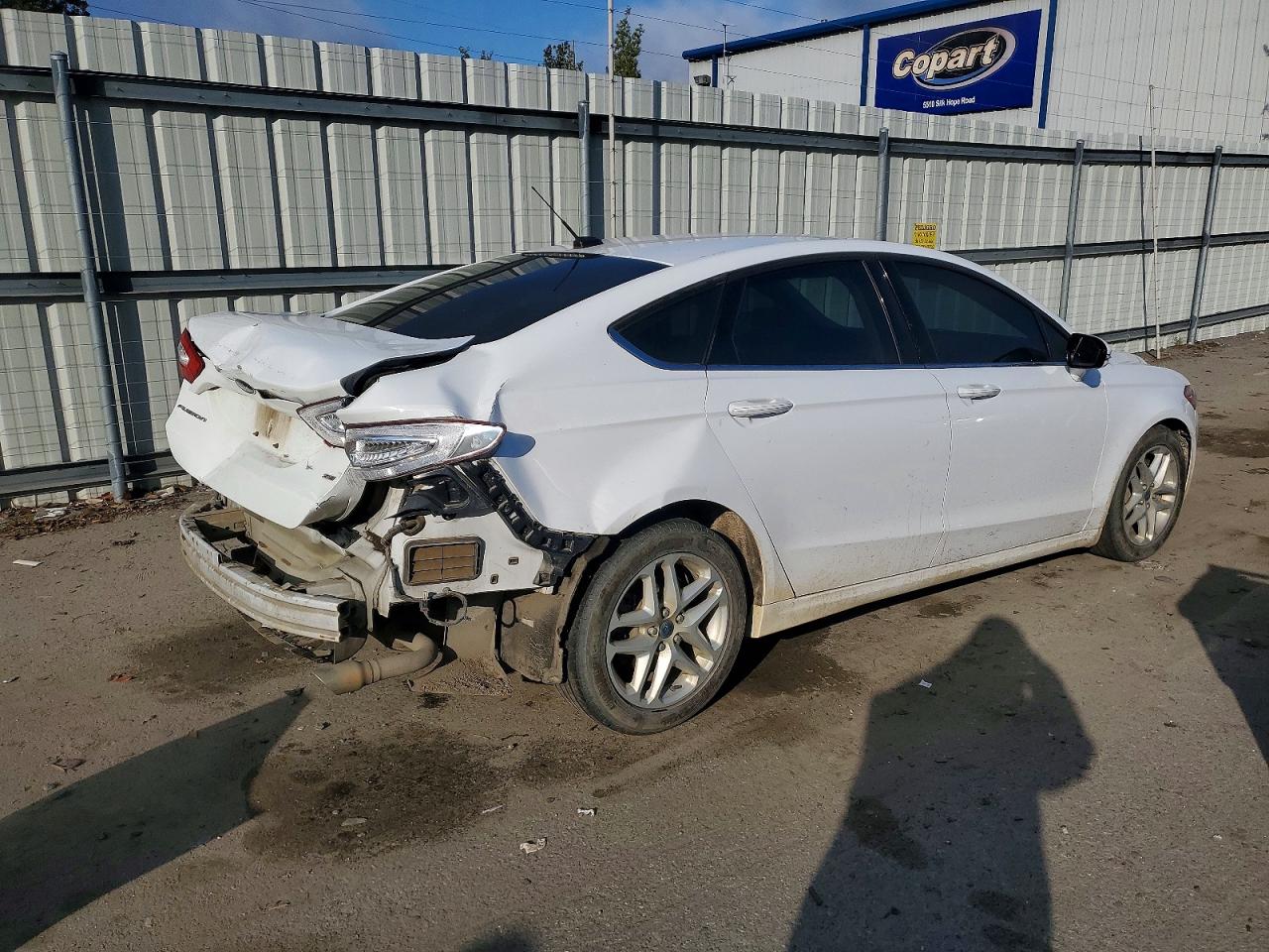 2016 FORD FUSION SE photo 3