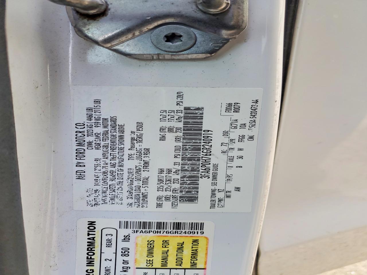 2016 FORD FUSION SE photo 13