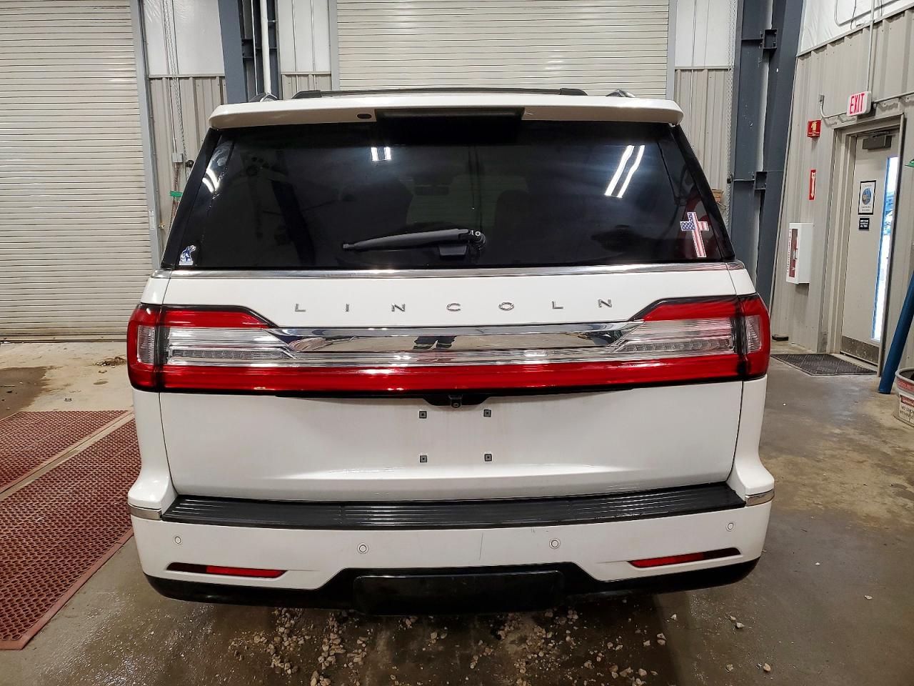 2020 LINCOLN NAVIGATOR RESERVE photo 6