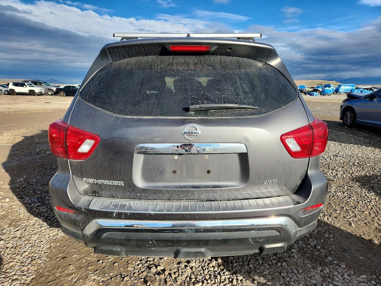 2017 NISSAN PATHFINDER S photo 6