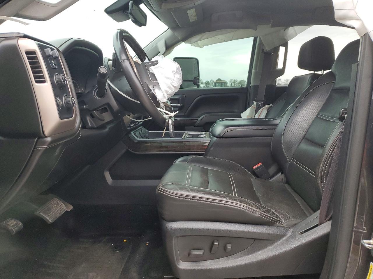 2015 GMC SIERRA K2500 DENALI photo 13