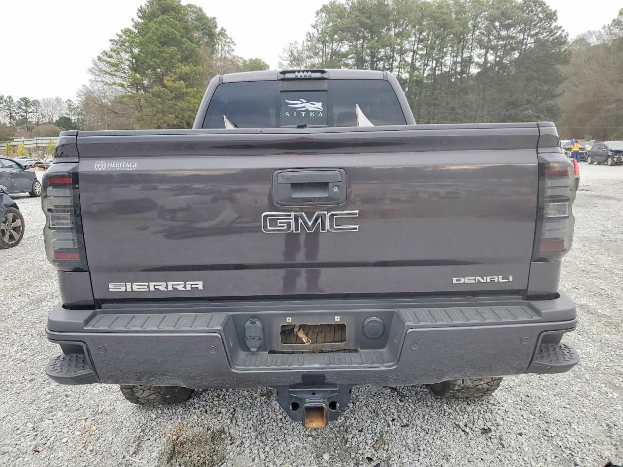 2015 GMC SIERRA K2500 DENALI photo 11