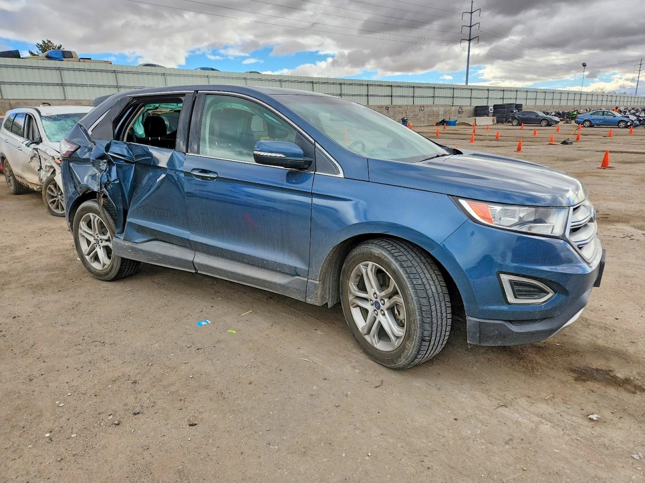 2016 FORD EDGE photo 4