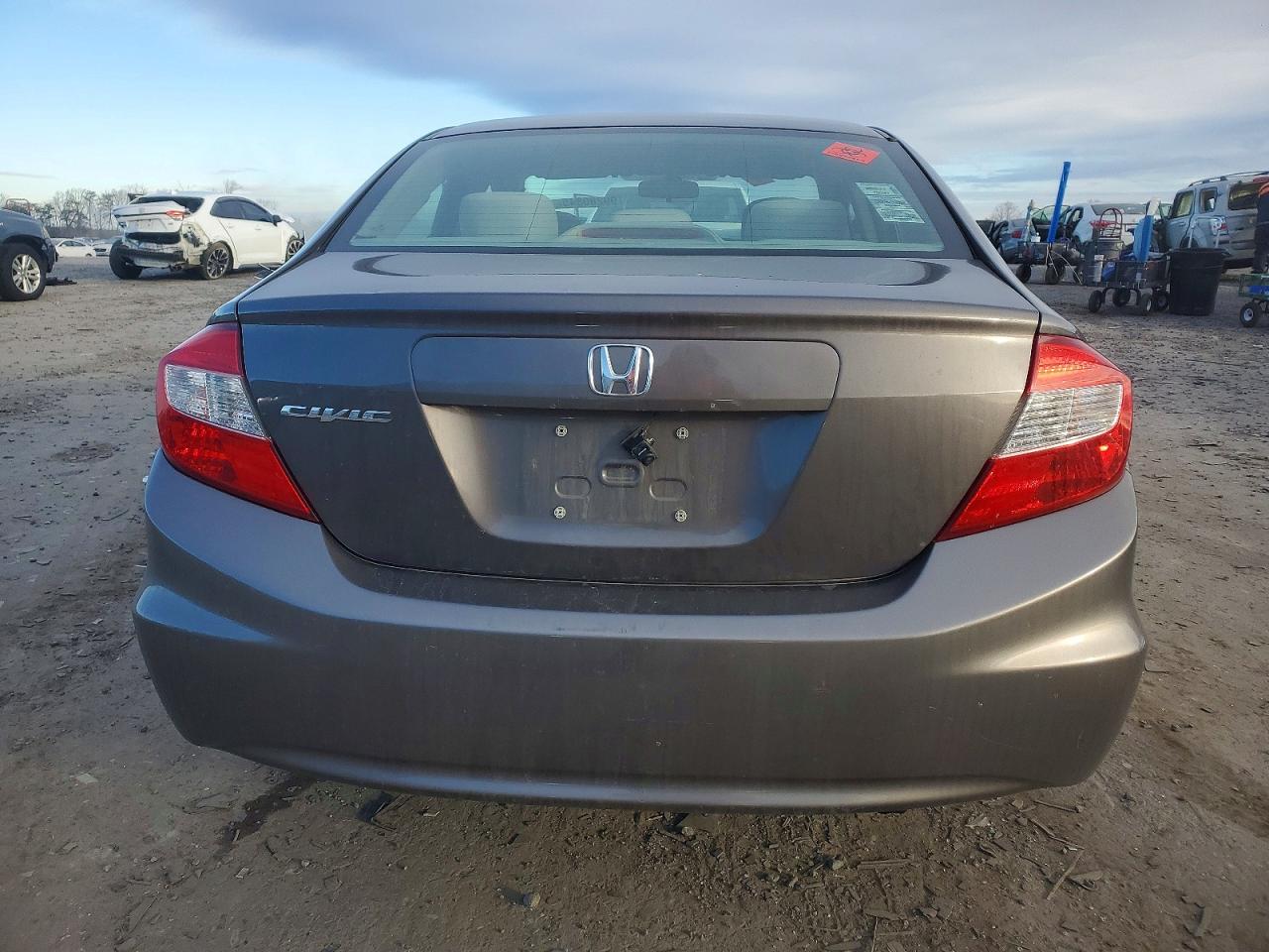 2012 HONDA CIVIC LX photo 6