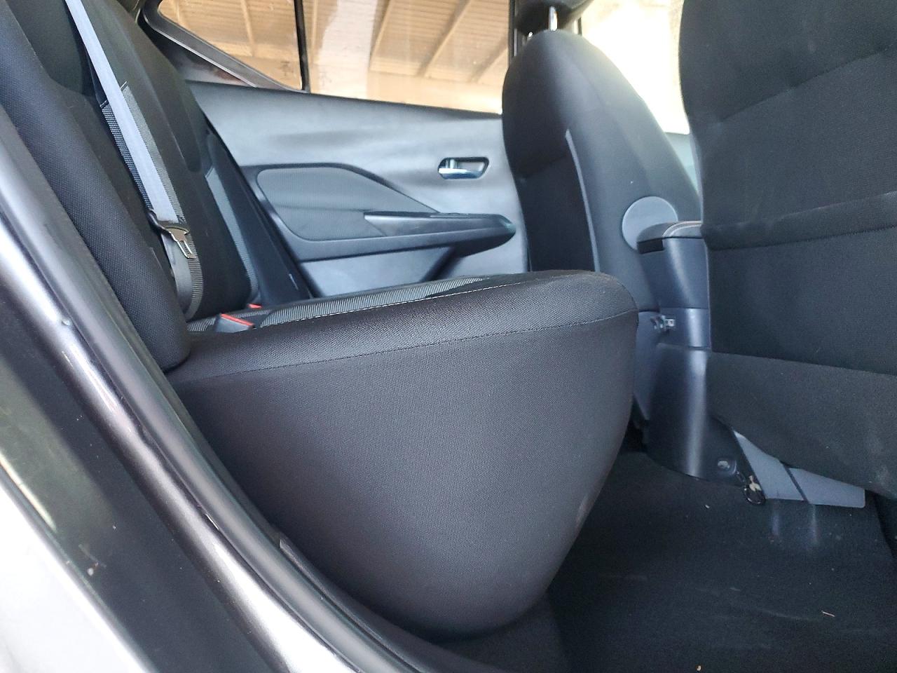 2020 NISSAN KICKS SV photo 11