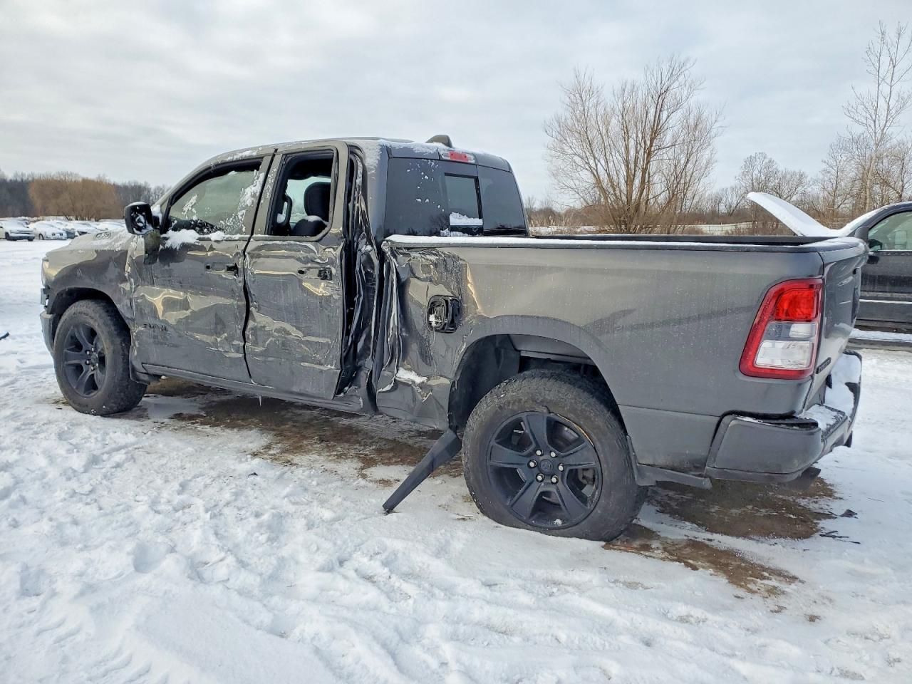 2021 RAM 1500 BIG HORN photo 2