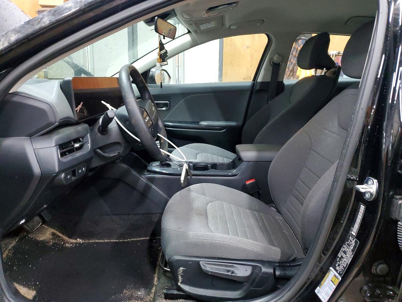 2025 KIA K4 EX photo 13
