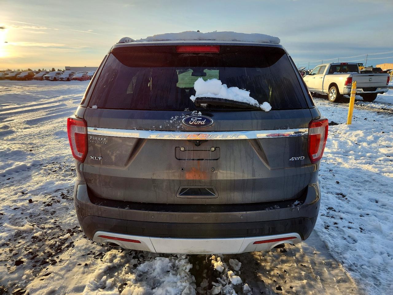 2016 FORD EXPLORER XLT photo 6