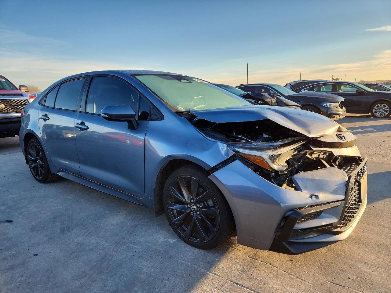2023 TOYOTA COROLLA SE photo 4