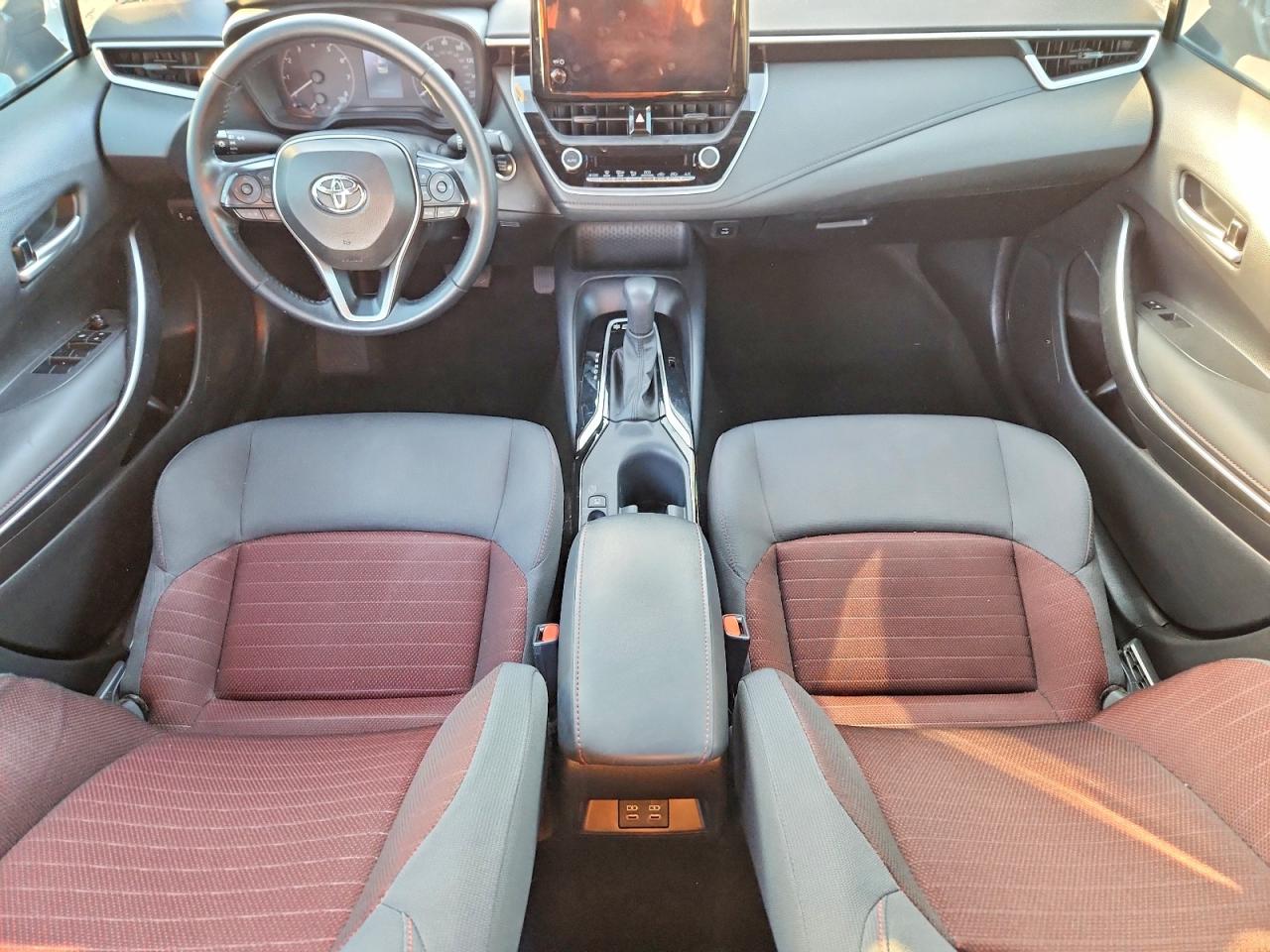 2023 TOYOTA COROLLA SE photo 8