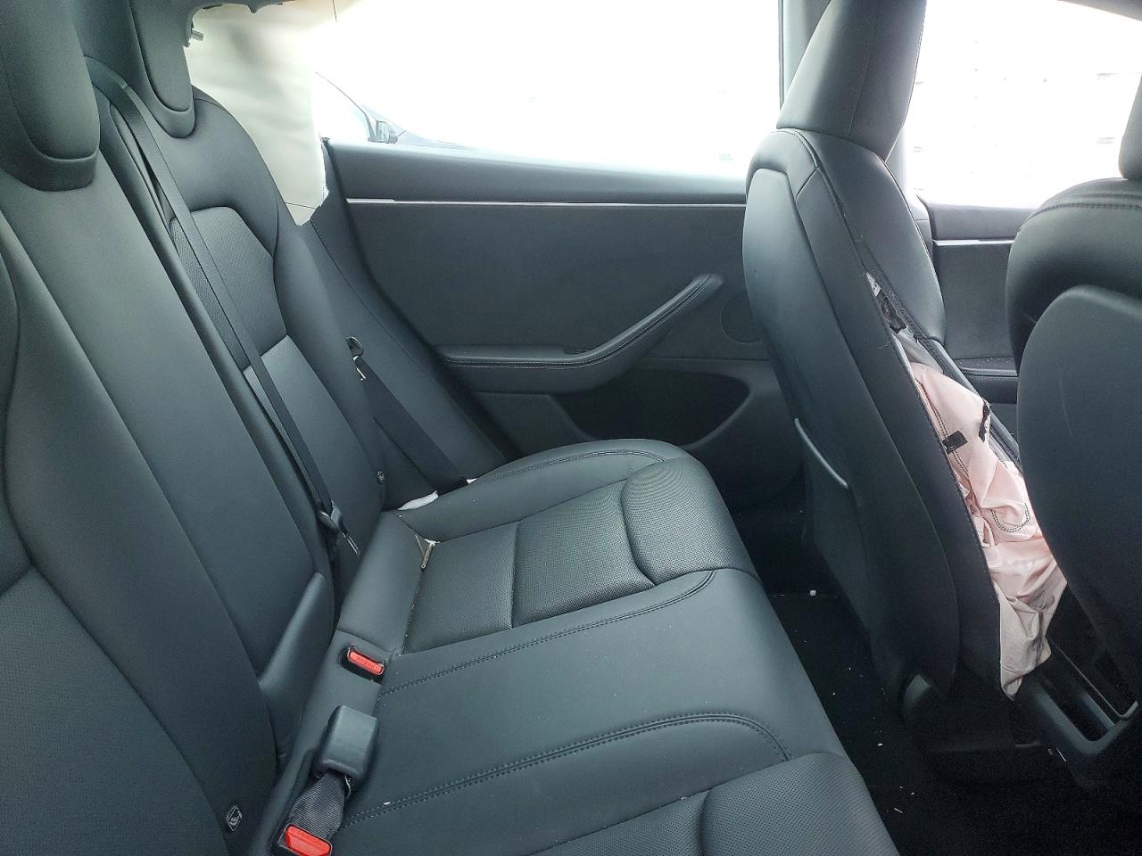 2024 TESLA MODEL 3 photo 10