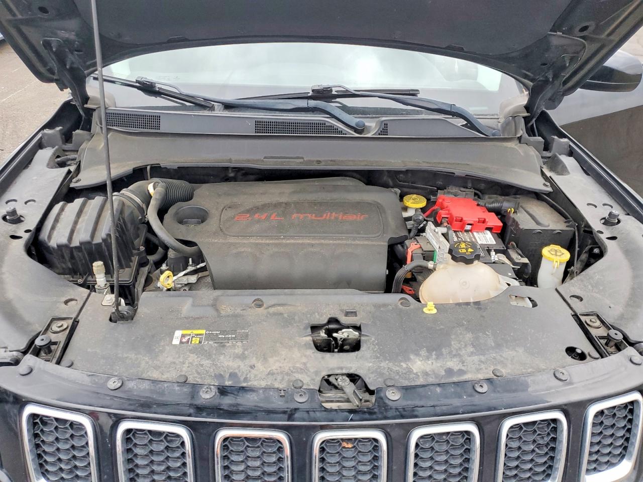 2019 JEEP COMPASS LATITUDE photo 12