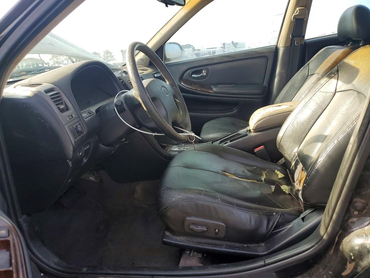 2000 INFINITI I30 photo 7