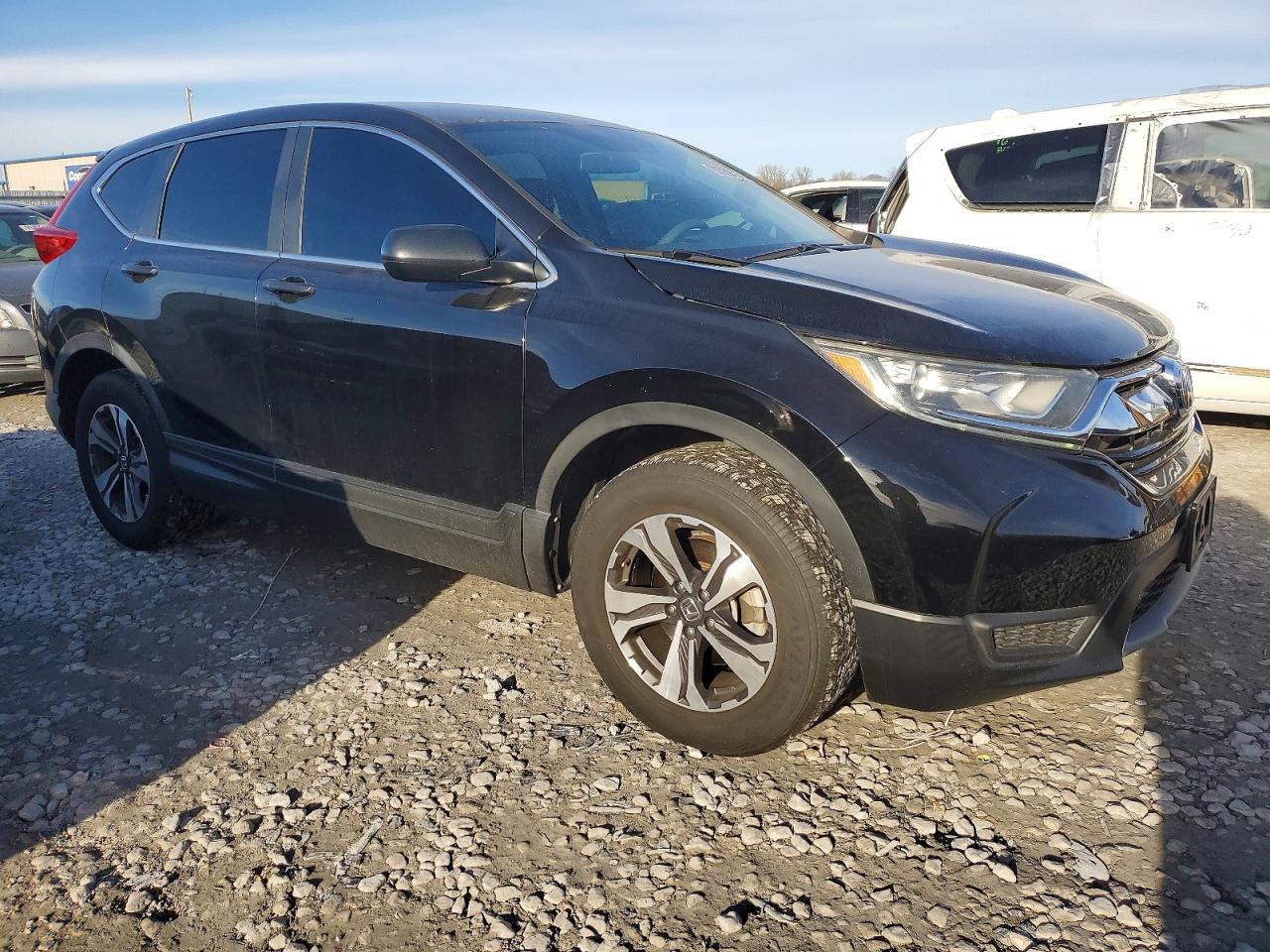 2018 HONDA CR-V LX photo 4