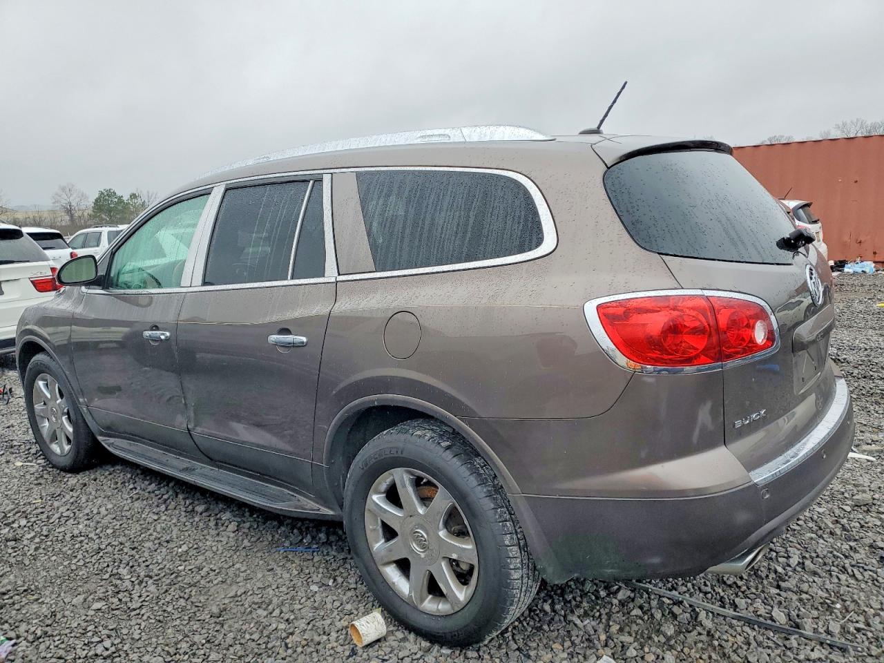 2008 BUICK ENCLAVE CXL photo 2