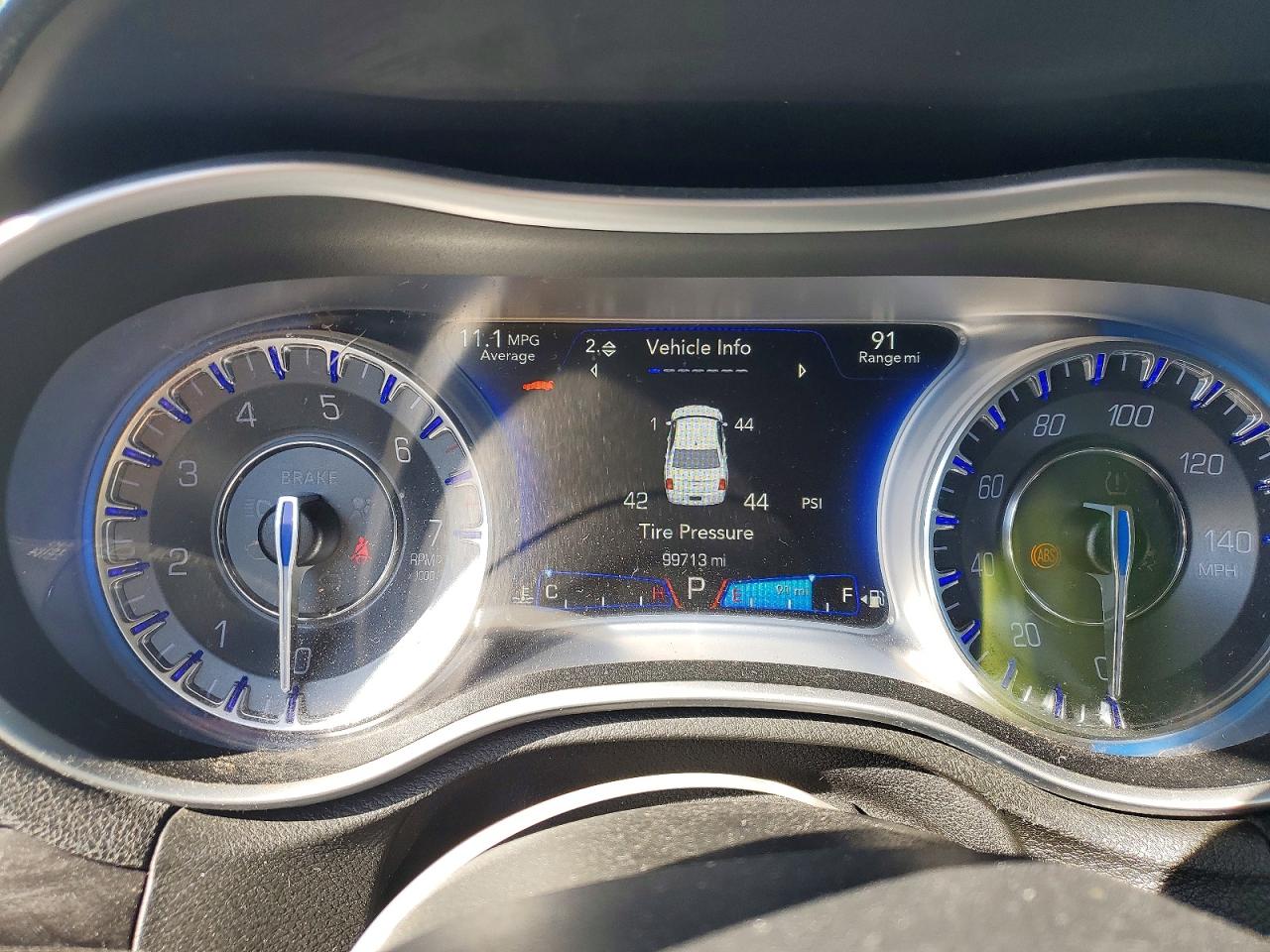 2015 CHRYSLER 300 LIMITED photo 9