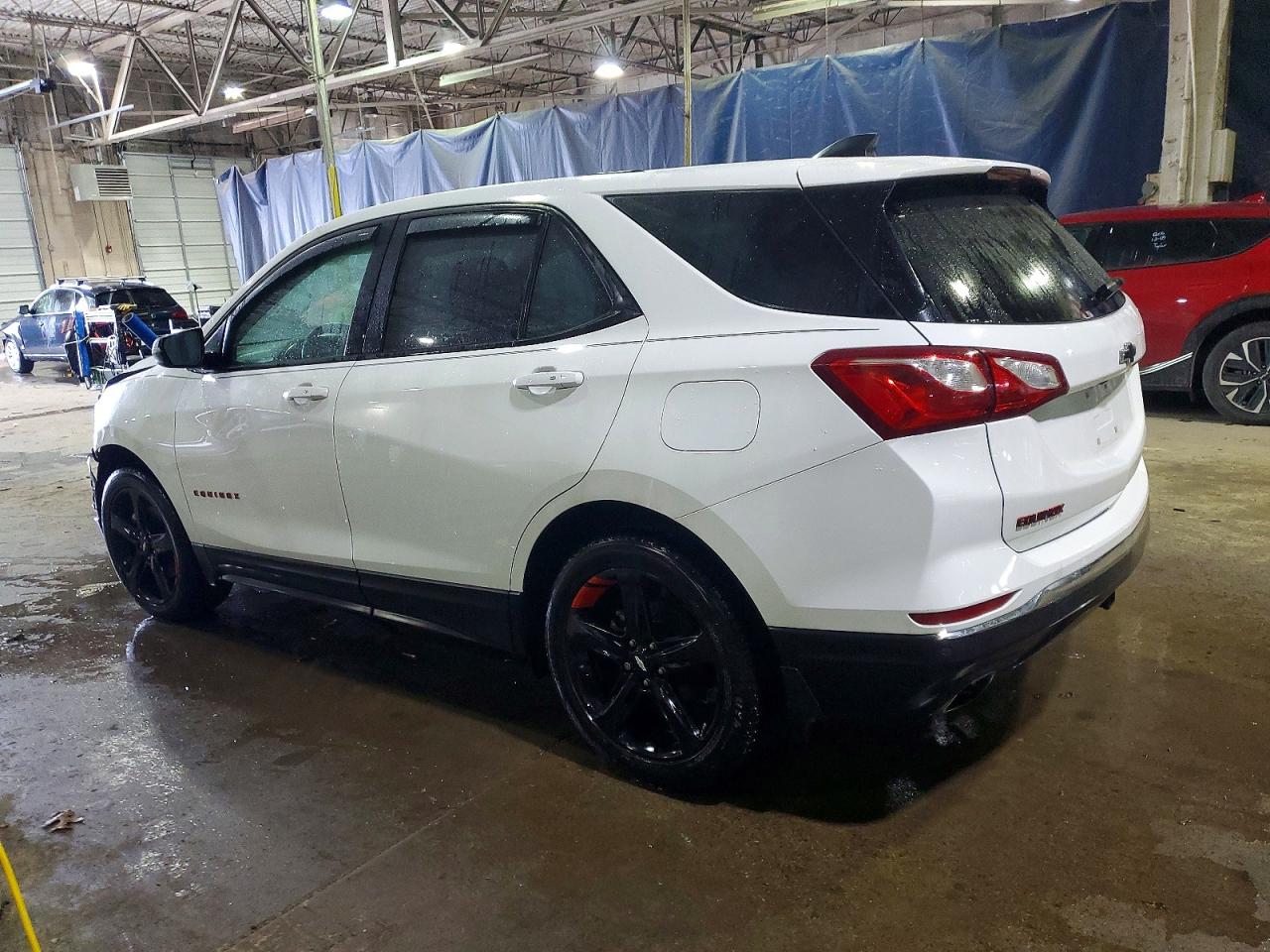 2019 CHEVROLET EQUINOX LT photo 2