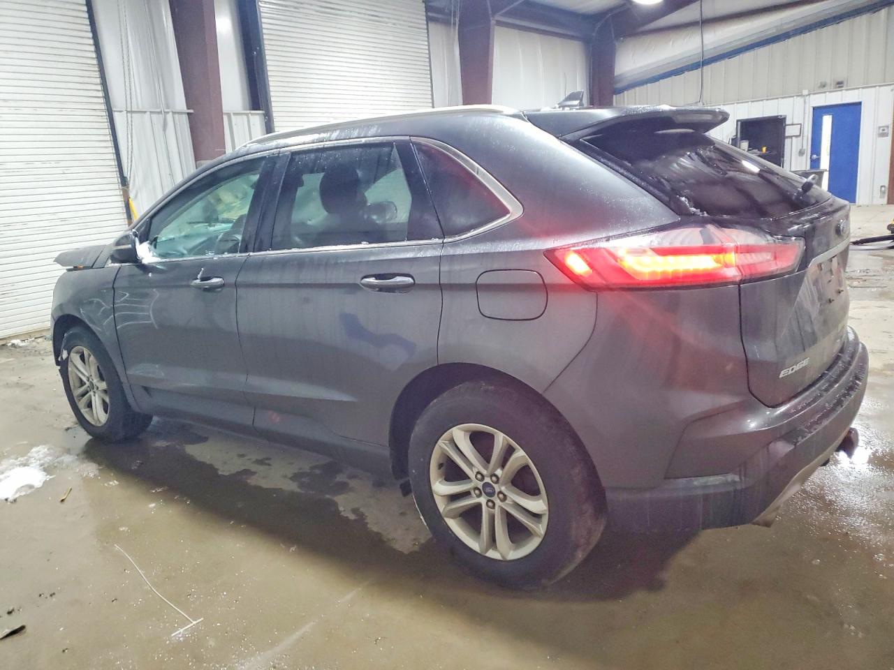 2019 FORD EDGE SEL photo 2