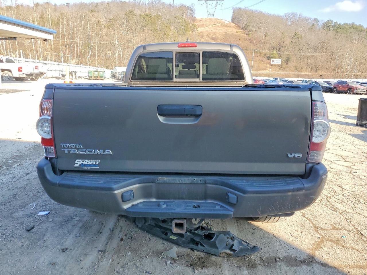 2012 TOYOTA TACOMA photo 6