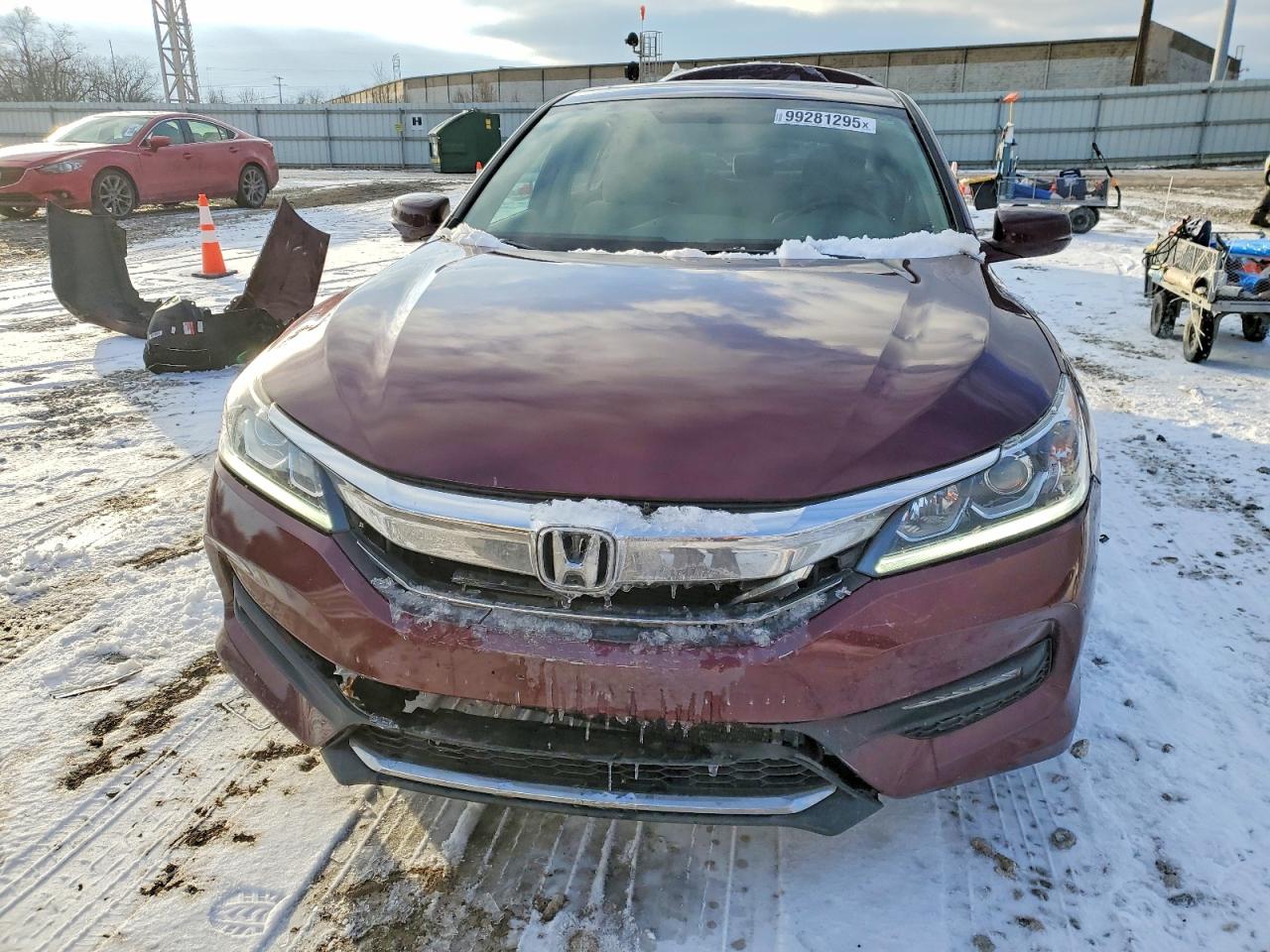 2017 HONDA ACCORD EX photo 5