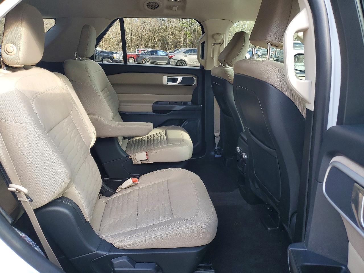 2020 FORD EXPLORER XLT photo 21