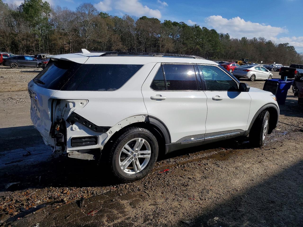 2020 FORD EXPLORER XLT photo 5