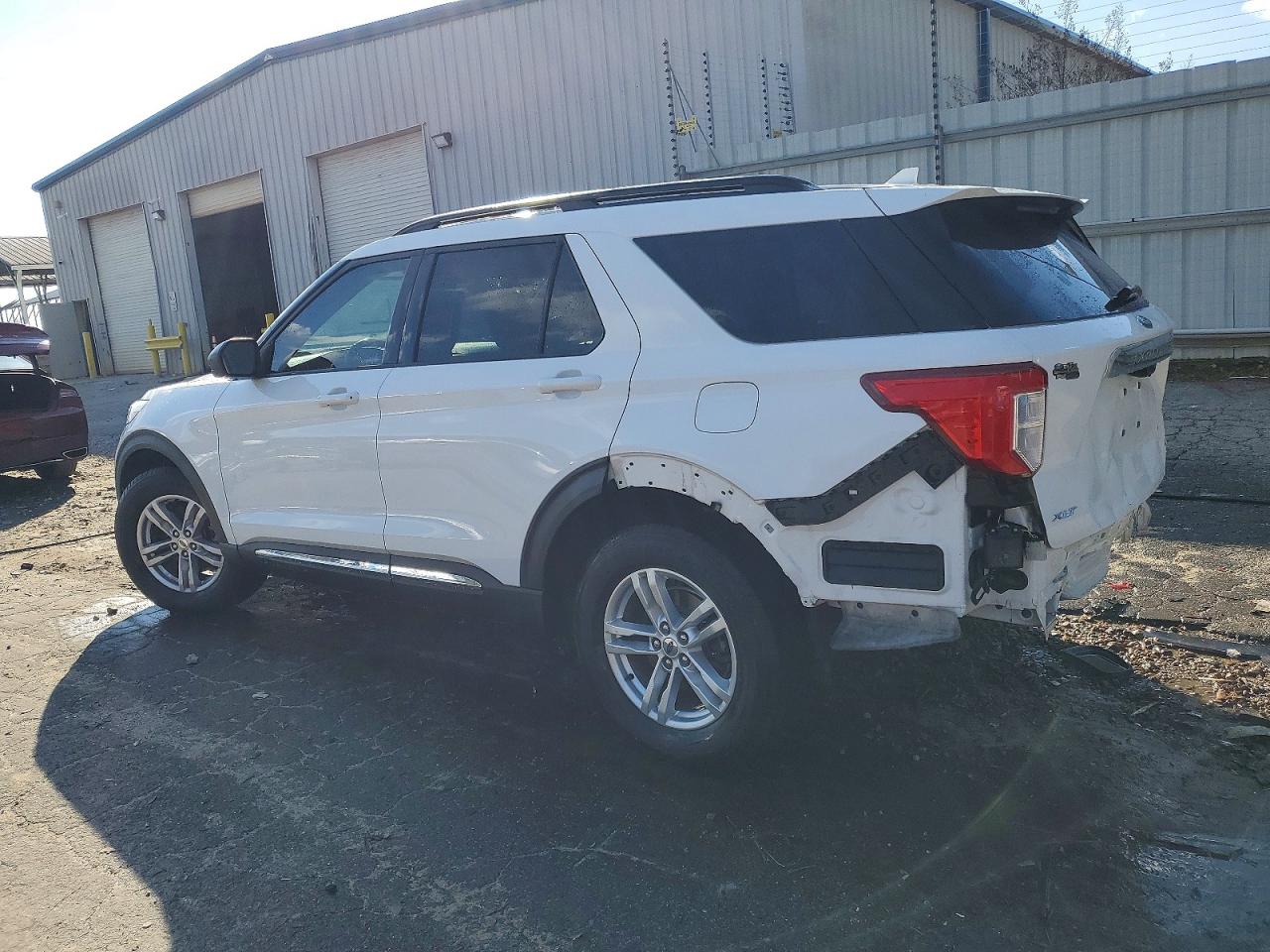 2020 FORD EXPLORER XLT photo 3