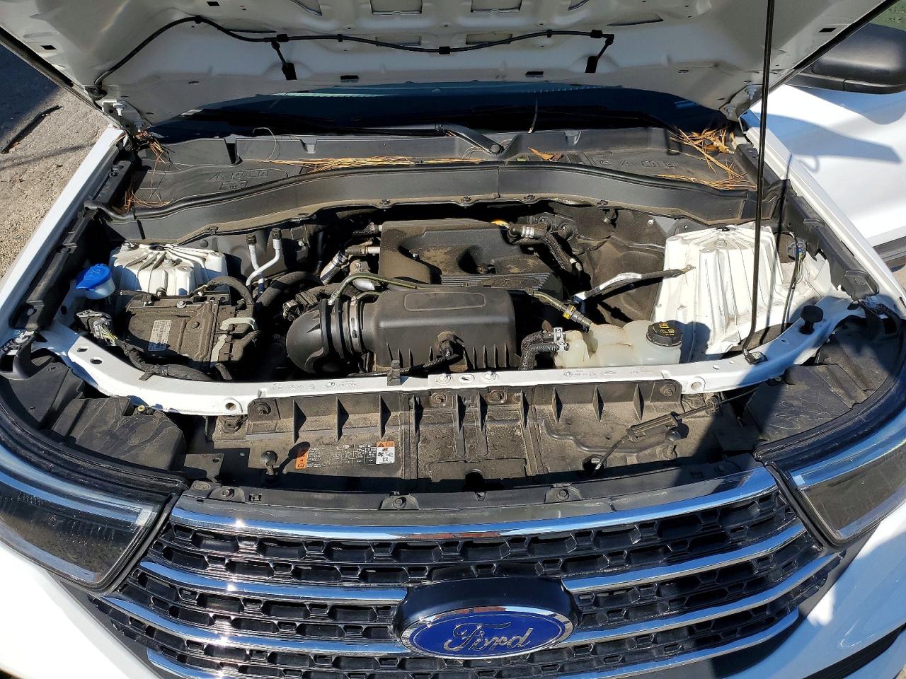2020 FORD EXPLORER XLT photo 23