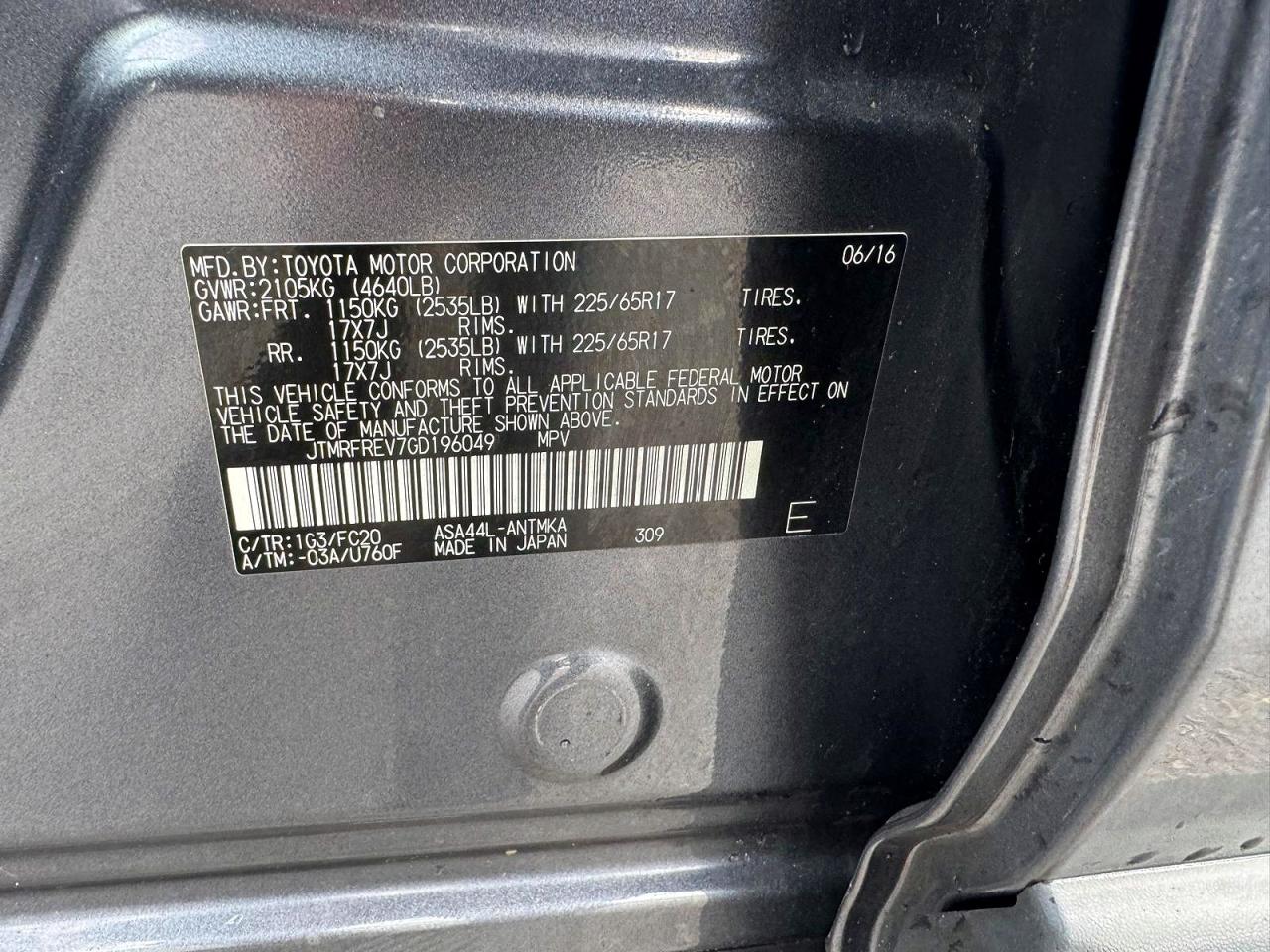 2016 TOYOTA RAV4 XLE photo 12