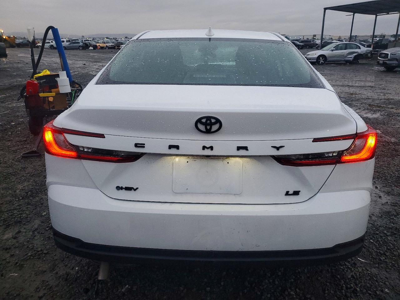 2026 TOYOTA CAMRY XSE photo 6