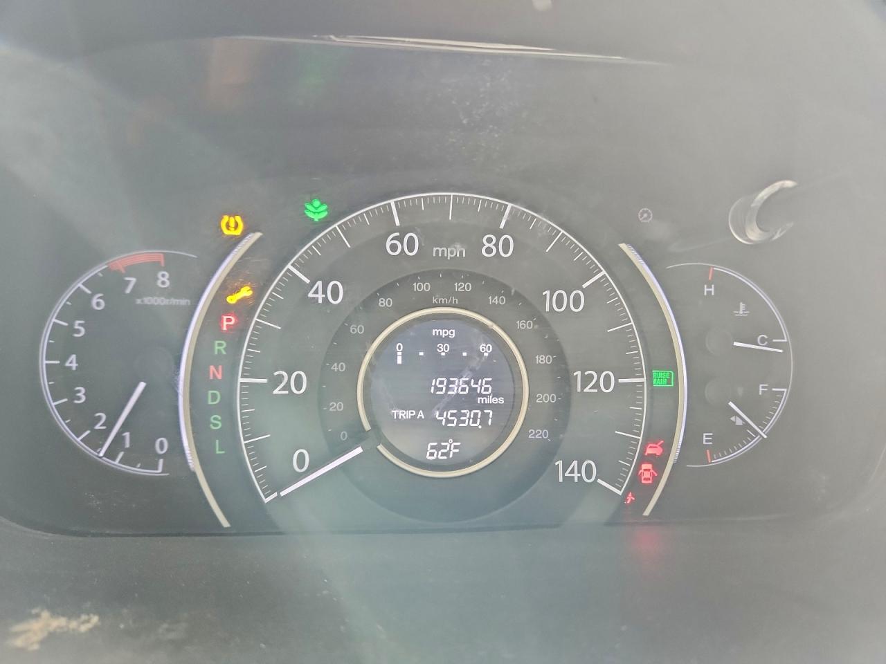 2016 HONDA CR-V LX photo 9