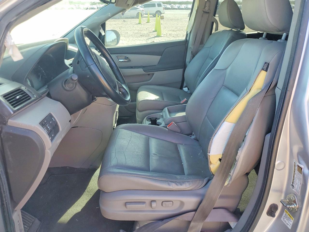 2014 HONDA ODYSSEY TOURING photo 7