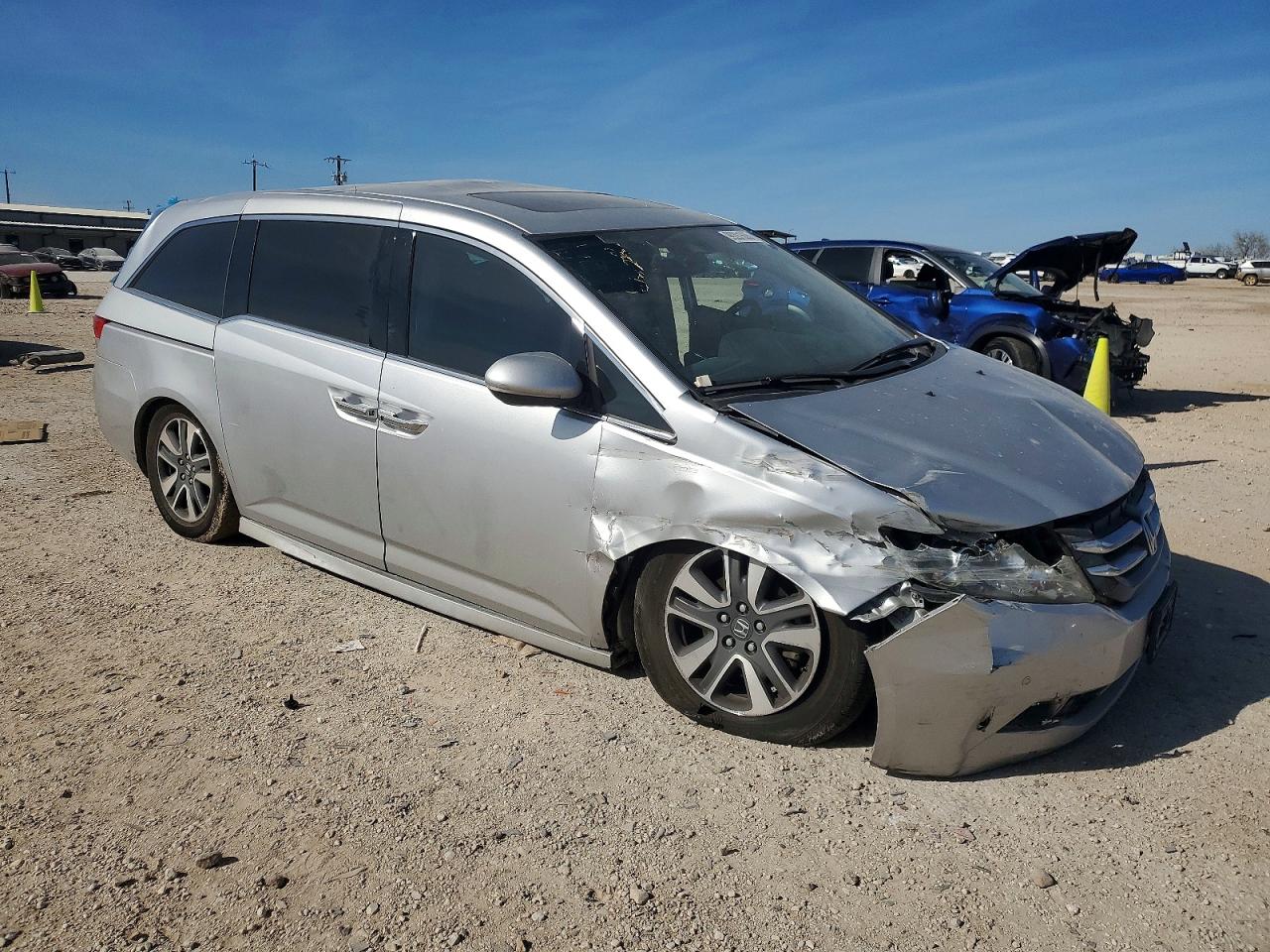 2014 HONDA ODYSSEY TOURING photo 4