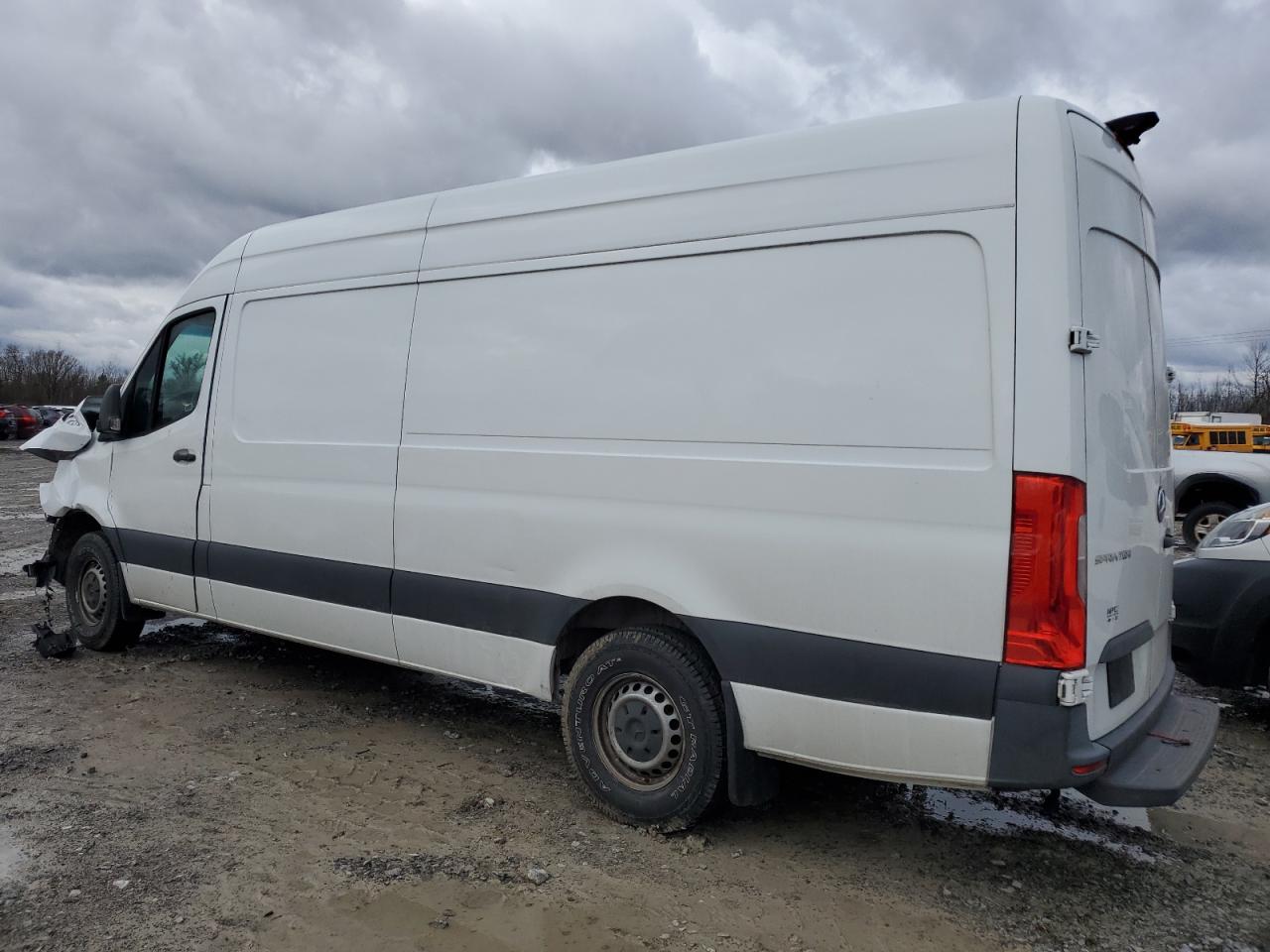 2021 MERCEDES-BENZ SPRINTER 2500 photo 2