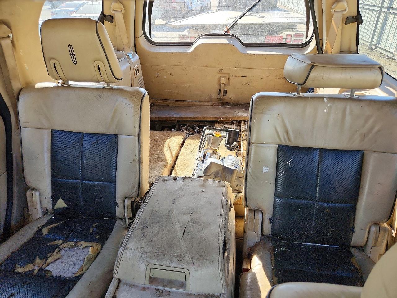 2009 LINCOLN NAVIGATOR photo 10