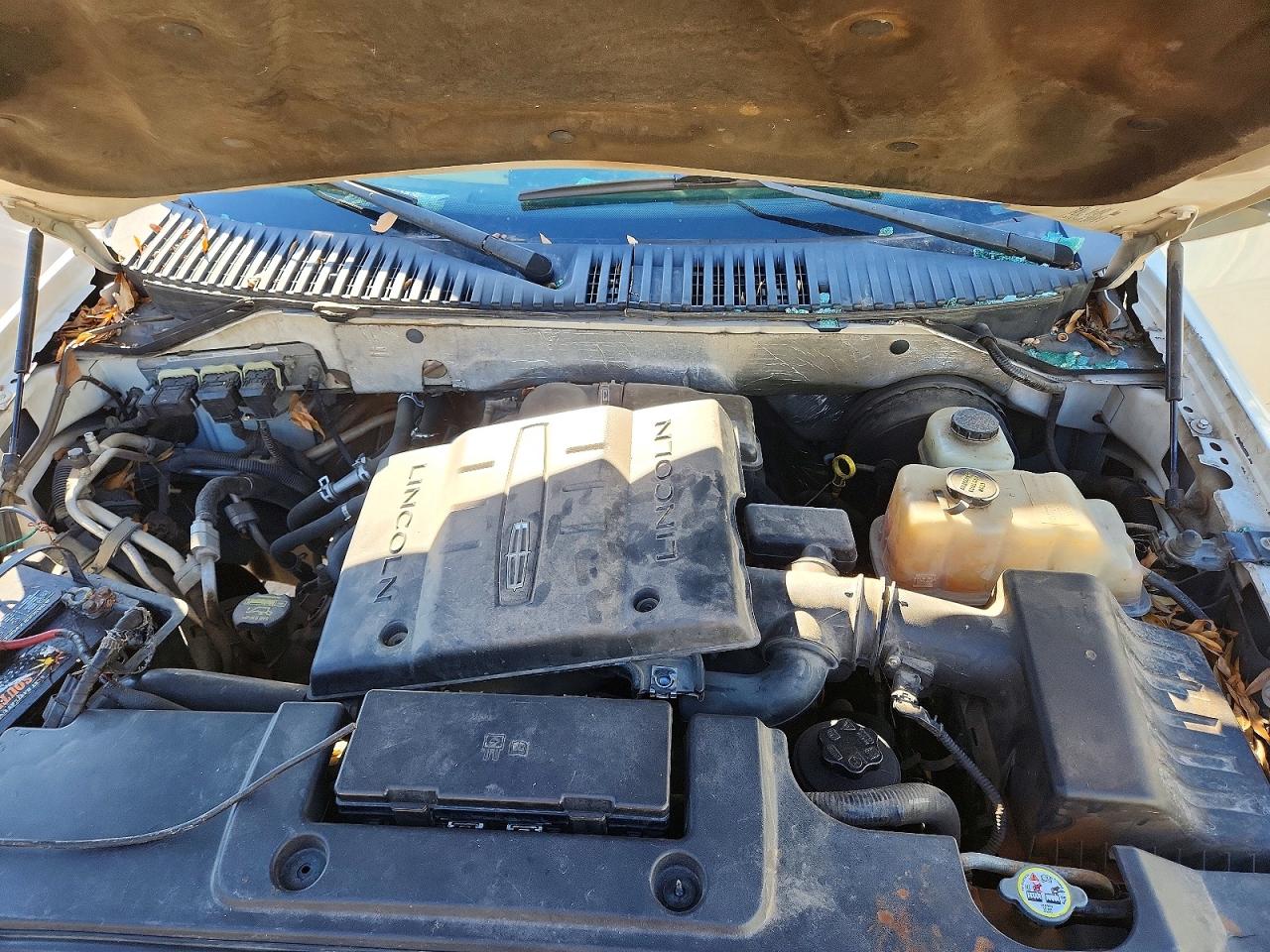 2009 LINCOLN NAVIGATOR photo 12