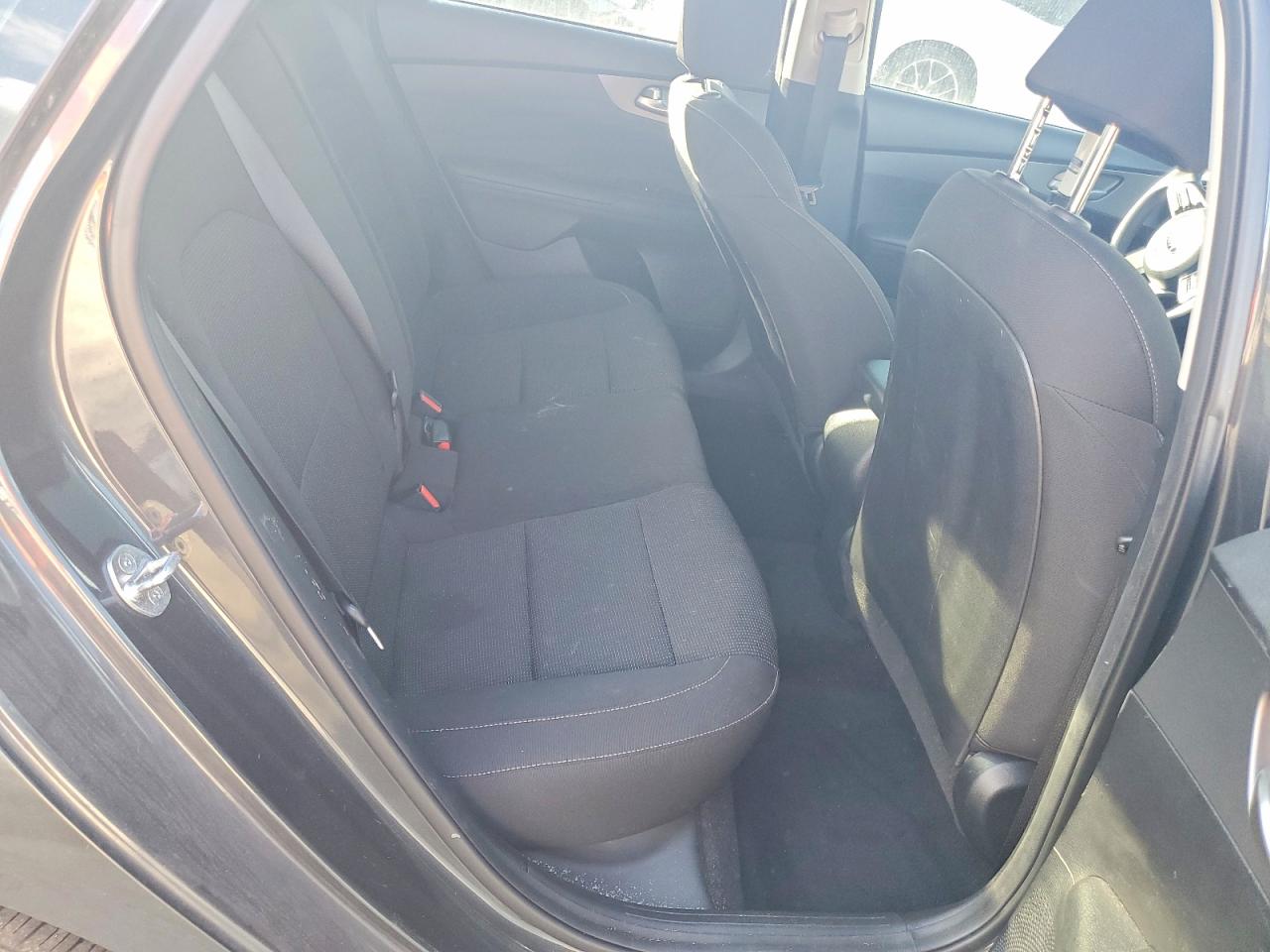 2019 KIA FORTE FE photo 10