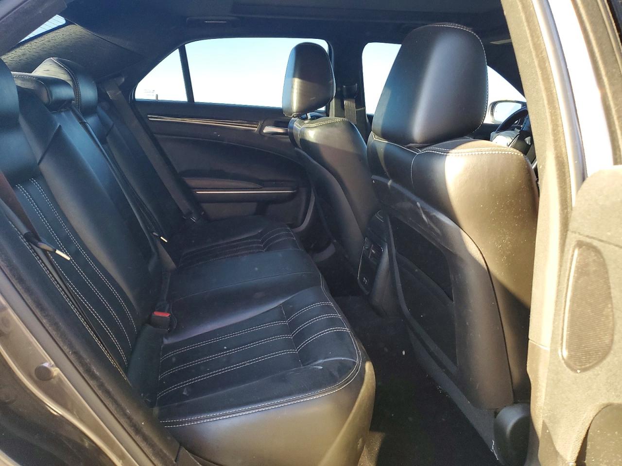 2021 CHRYSLER 300 S photo 10