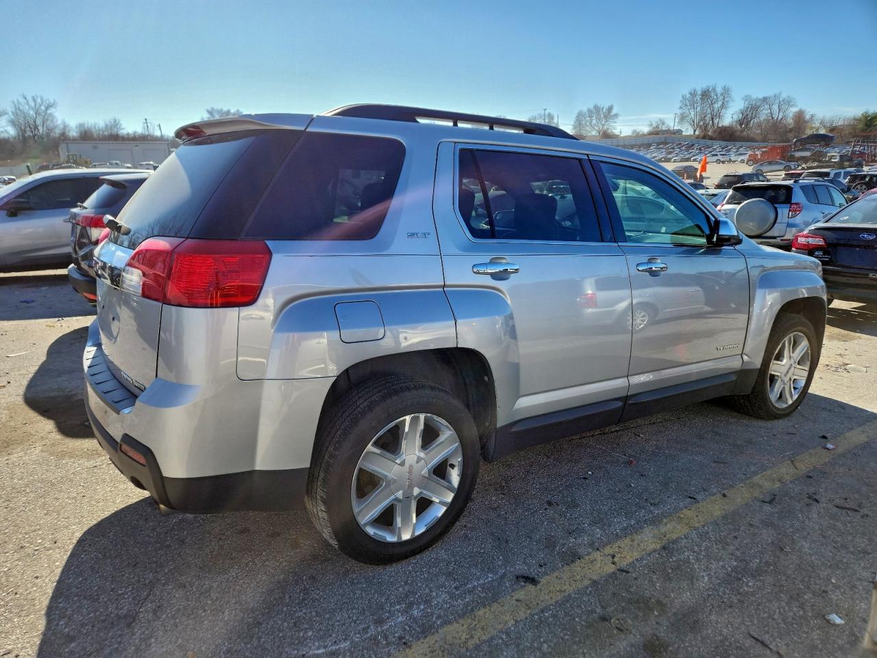 2012 GMC TERRAIN SLT photo 3