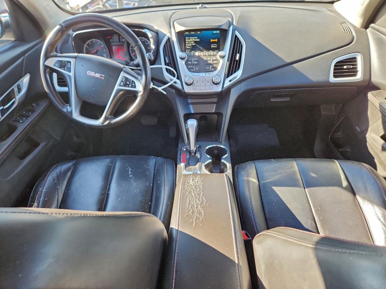 2012 GMC TERRAIN SLT photo 8