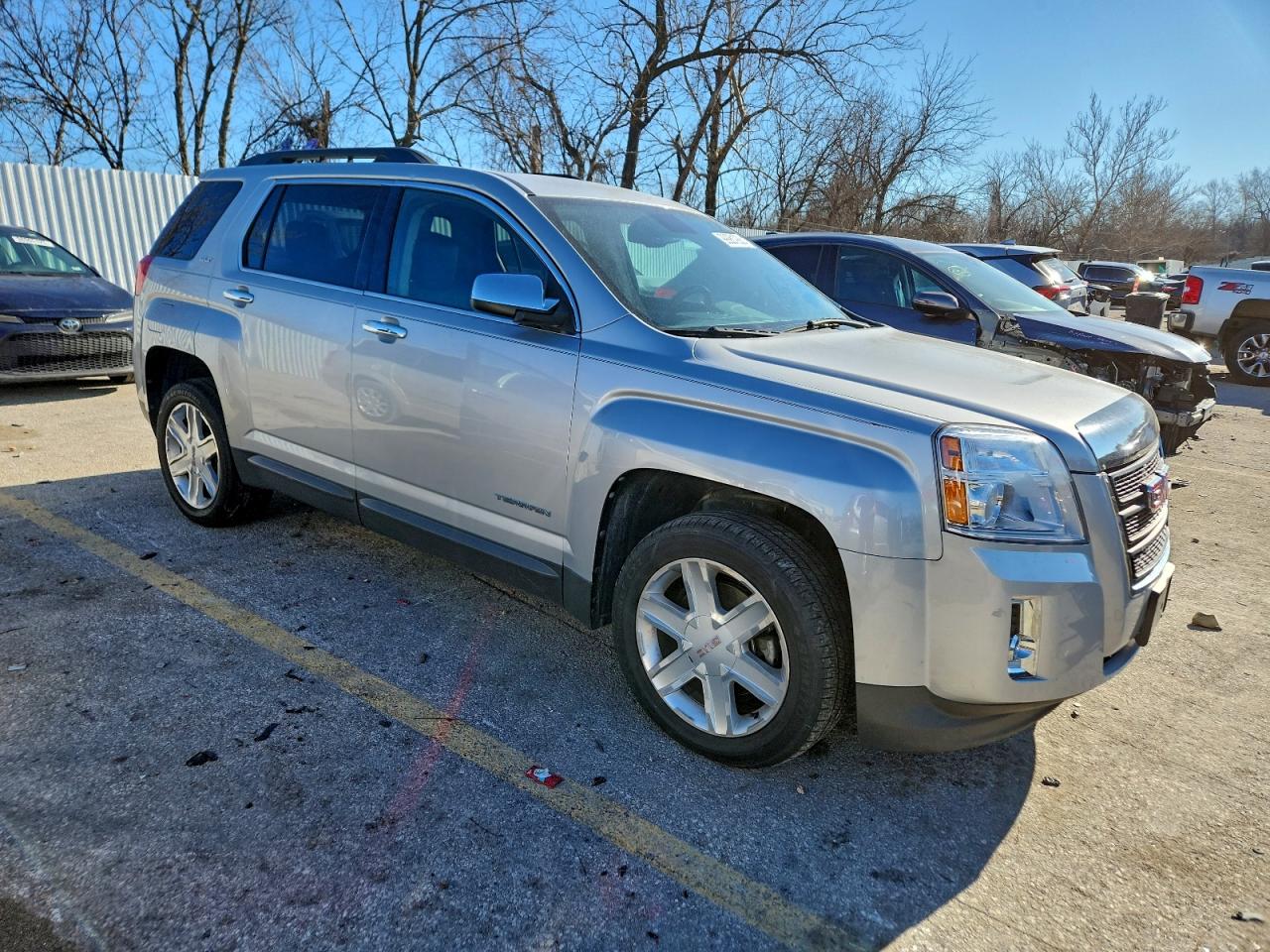 2012 GMC TERRAIN SLT photo 4
