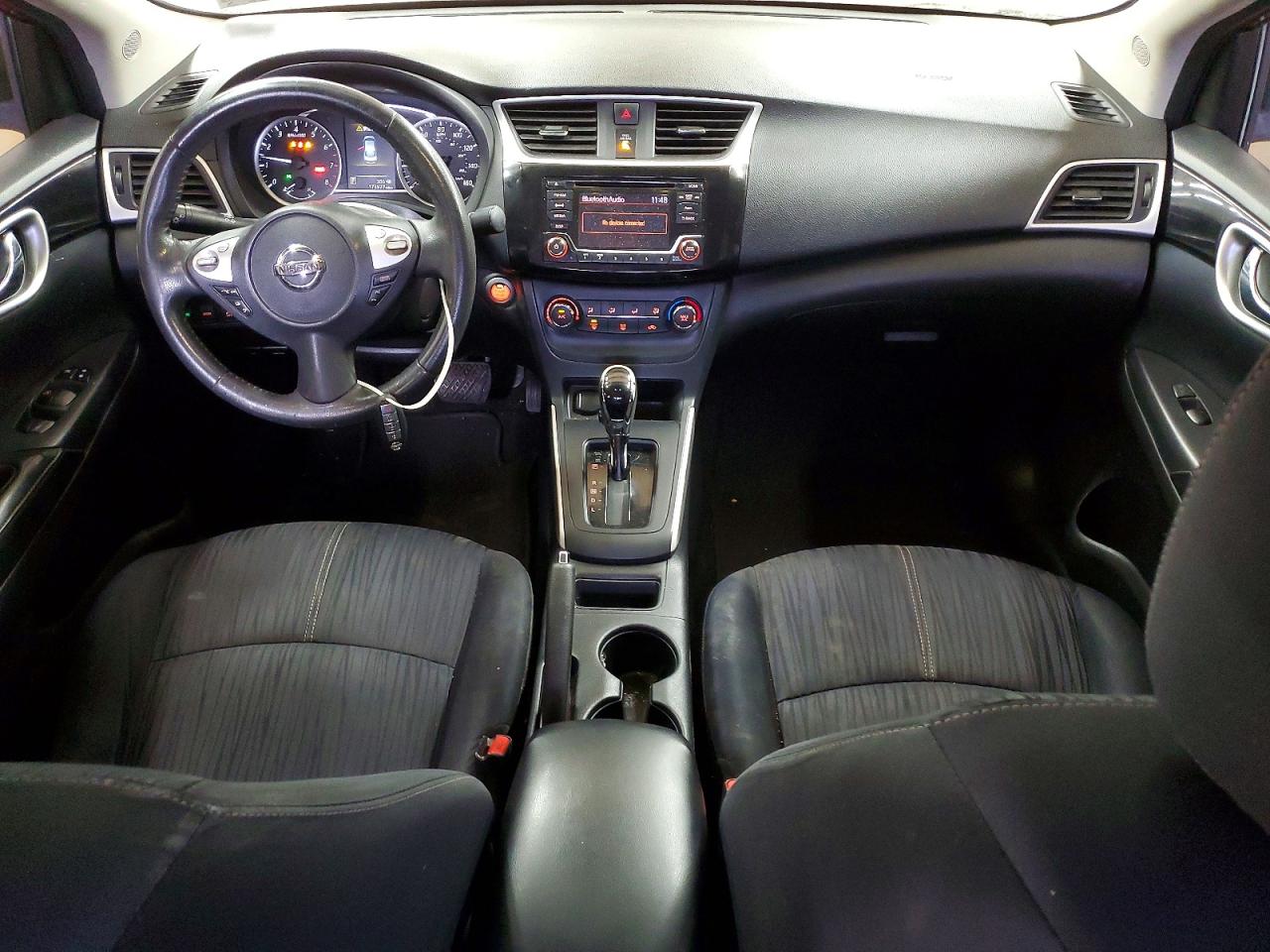 2016 NISSAN SENTRA S photo 8