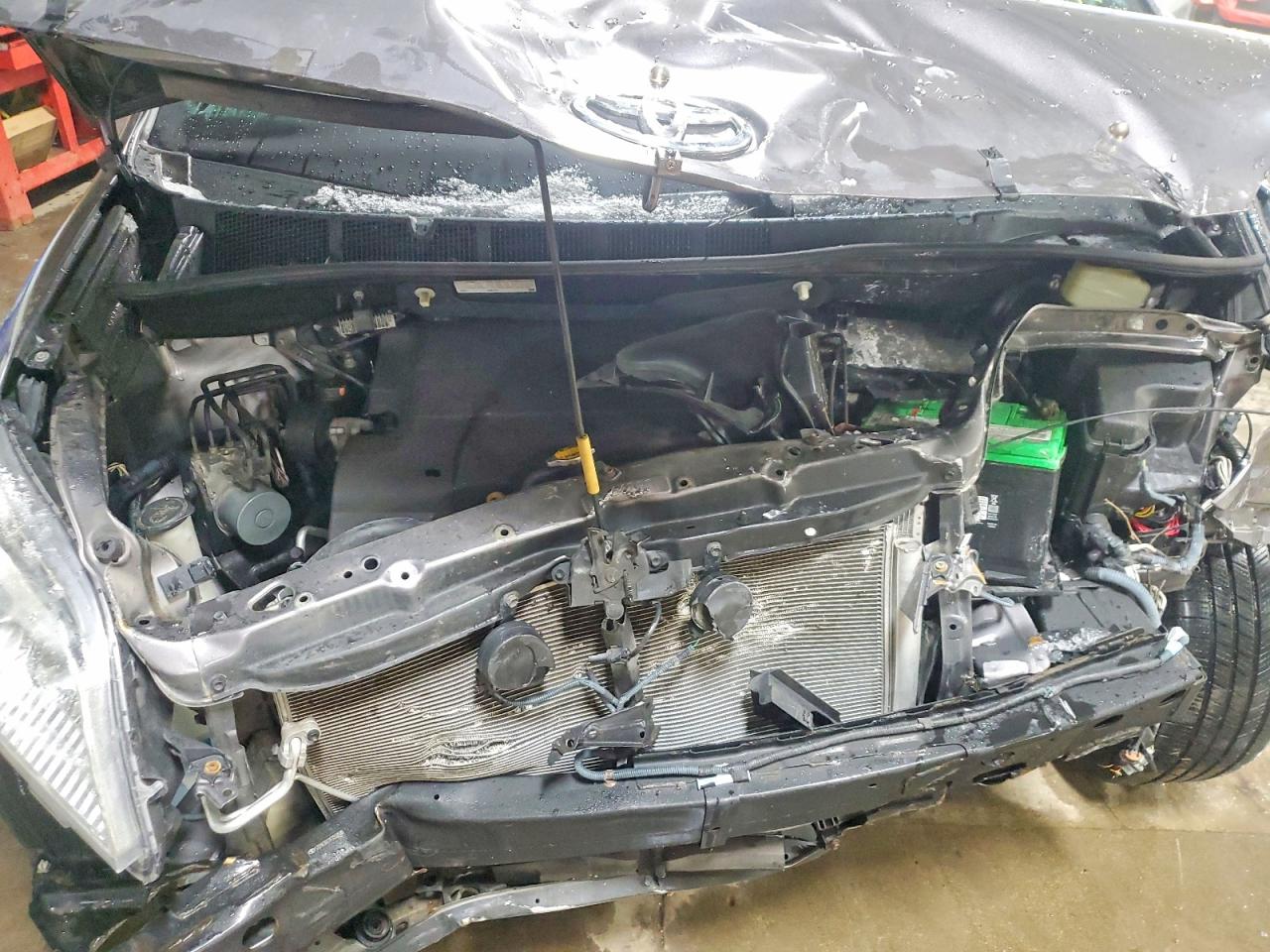 2015 TOYOTA SIENNA XLE photo 11