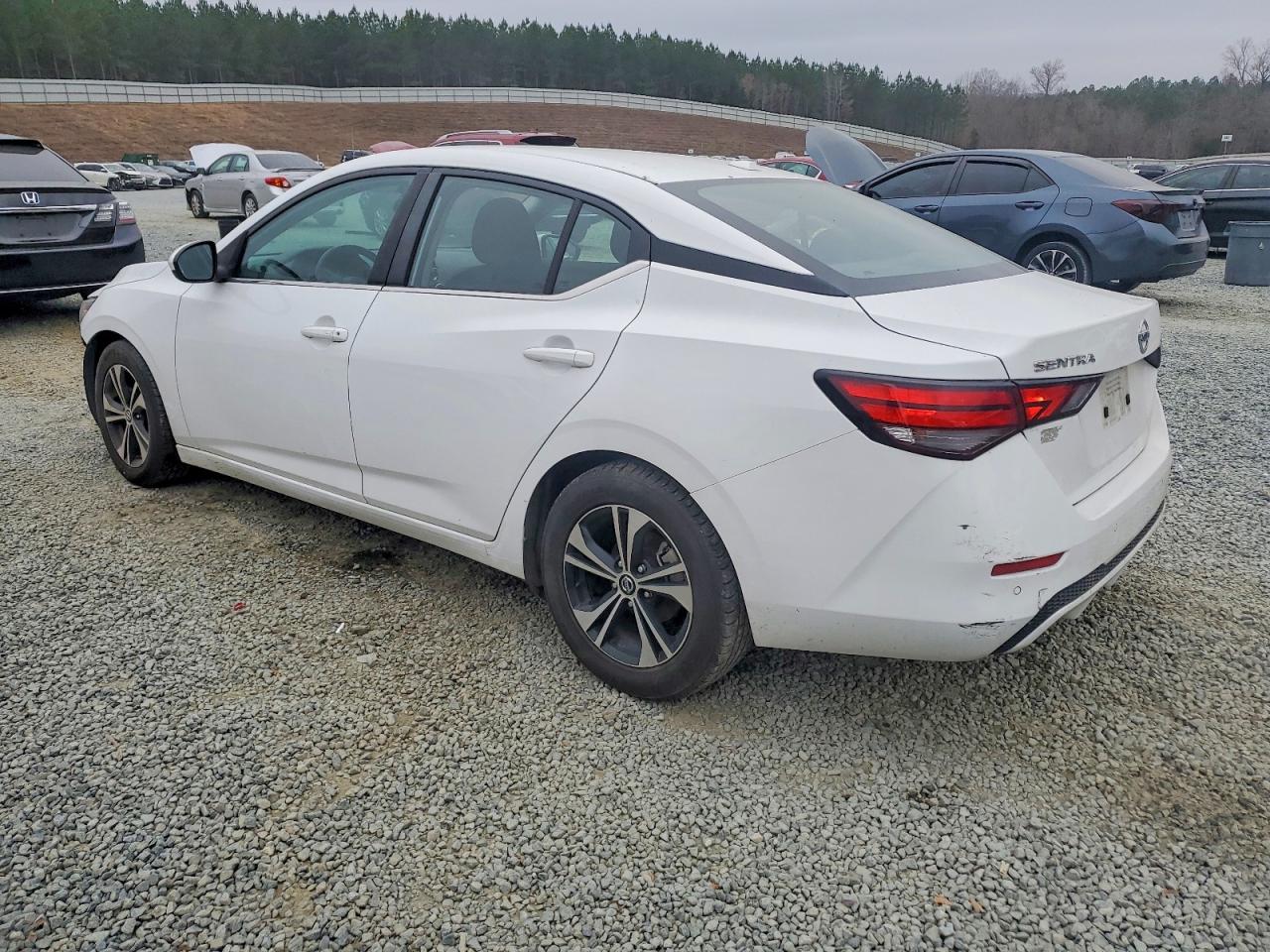 2022 NISSAN SENTRA SV photo 3