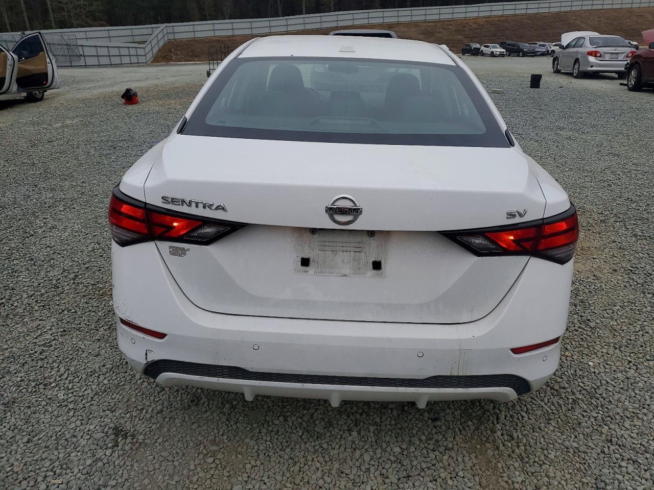 2022 NISSAN SENTRA SV photo 11