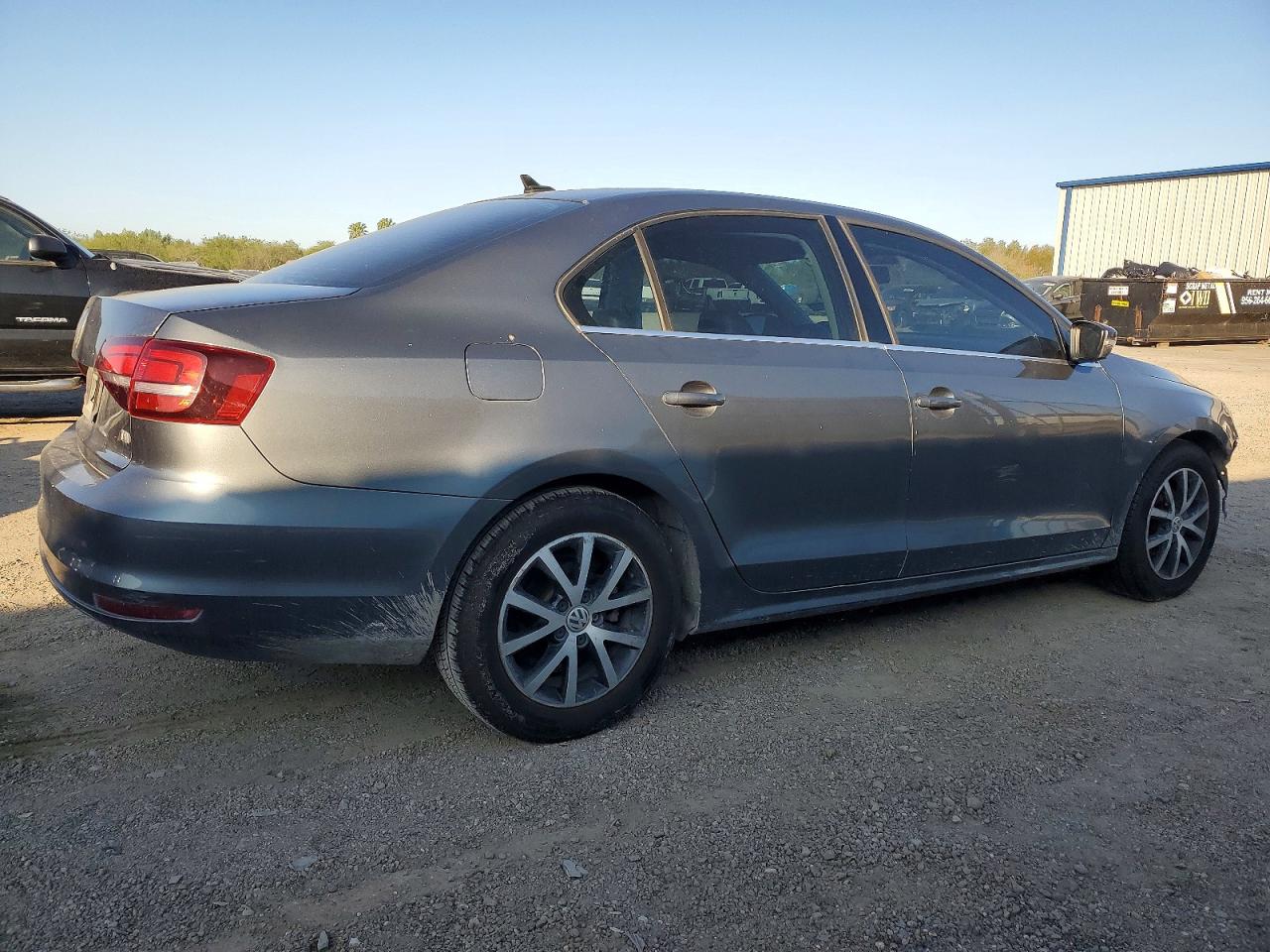 2017 VOLKSWAGEN JETTA SE photo 7