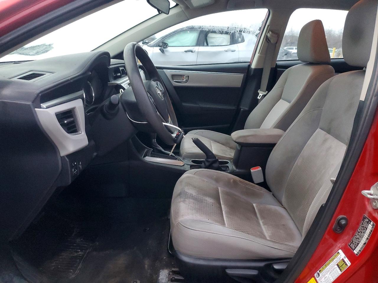 2014 TOYOTA COROLLA L photo 7