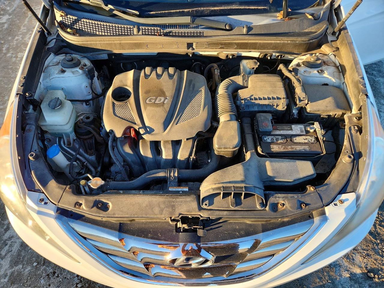 2011 HYUNDAI SONATA SE photo 11